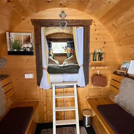 Schlaffass - Schlafen im Holzfass Thallern Gumpoldskirchen Exterior foto