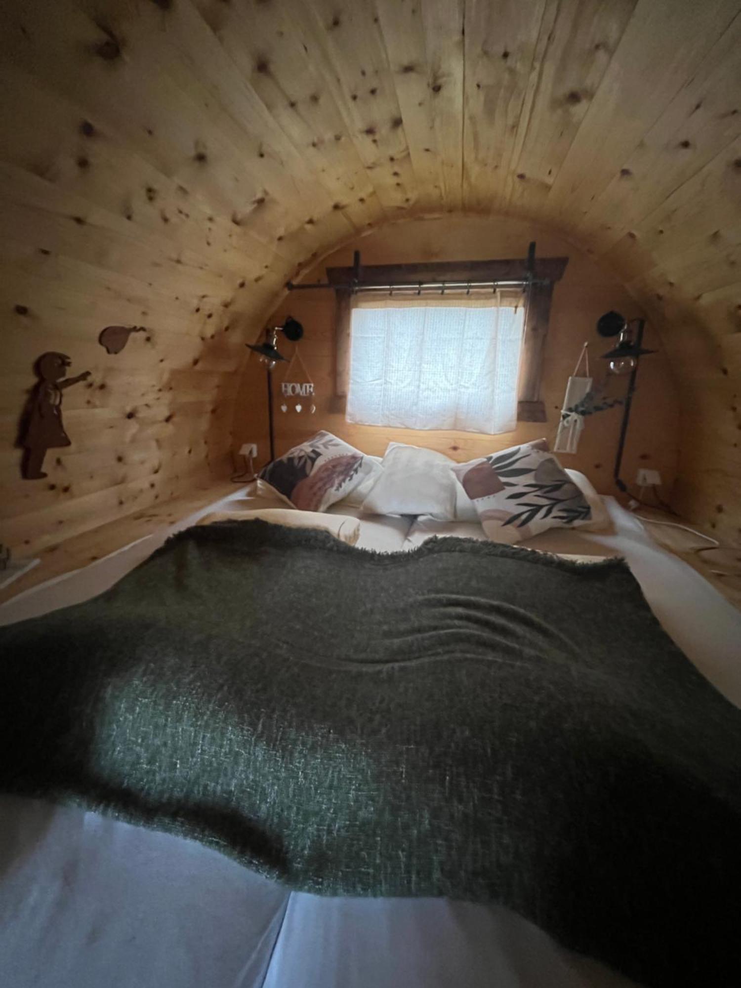 Schlaffass - Schlafen Im Holzfass Thallern Campingplatz *